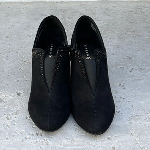 Karen Scott Mikaah Ankle Boots. Size 6.5